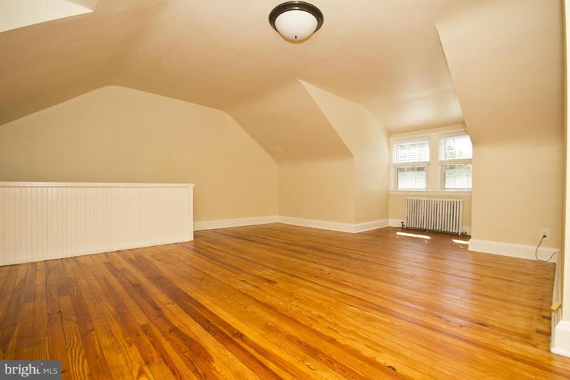 313 Dumbarton Road Baltimore, MD 21212 - Photo 19 of 25 Bedroom