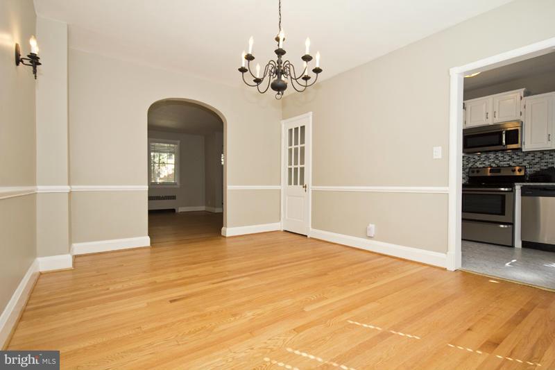 313 Dumbarton Road Baltimore, MD 21212 - Photo 5 of 25 Dining Room