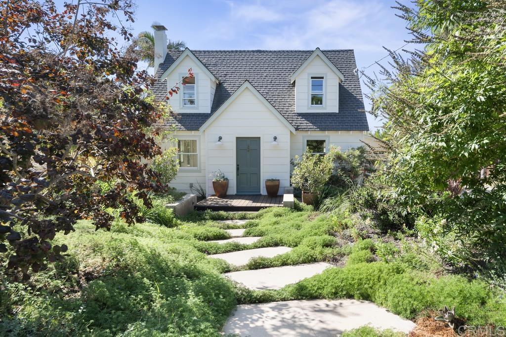 561 North Rios Avenue Solana Beach, CA 92075 - Photo 1 of 11