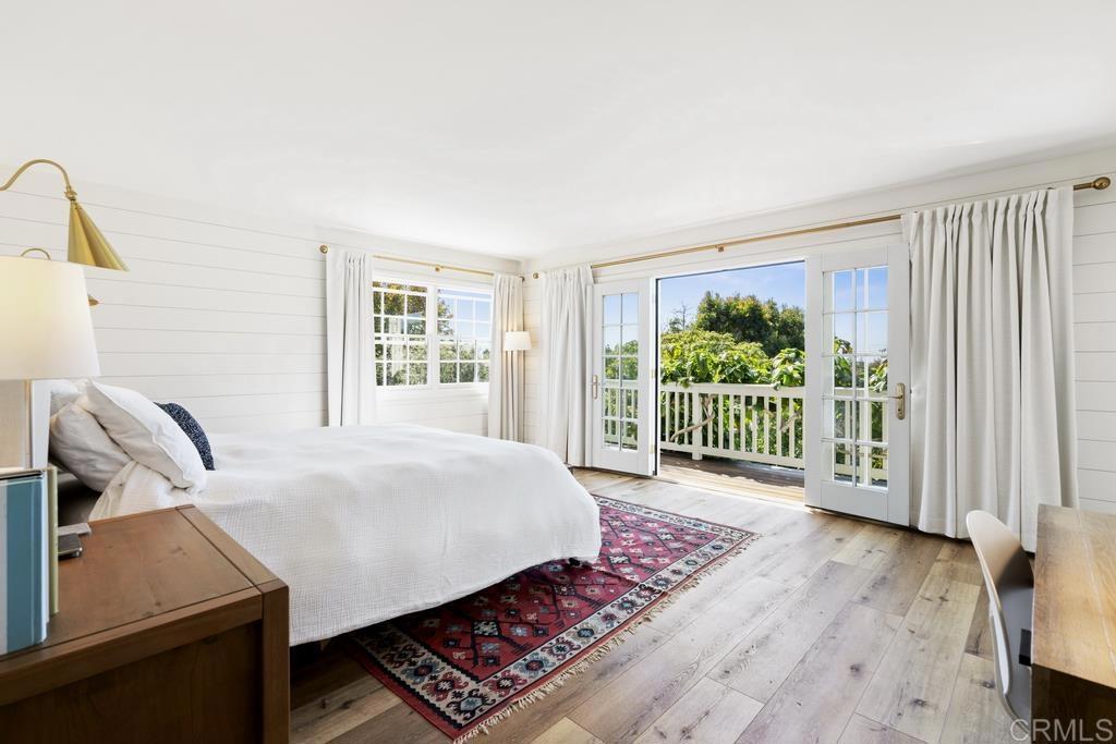 561 North Rios Avenue Solana Beach, CA 92075 - Photo 3 of 11