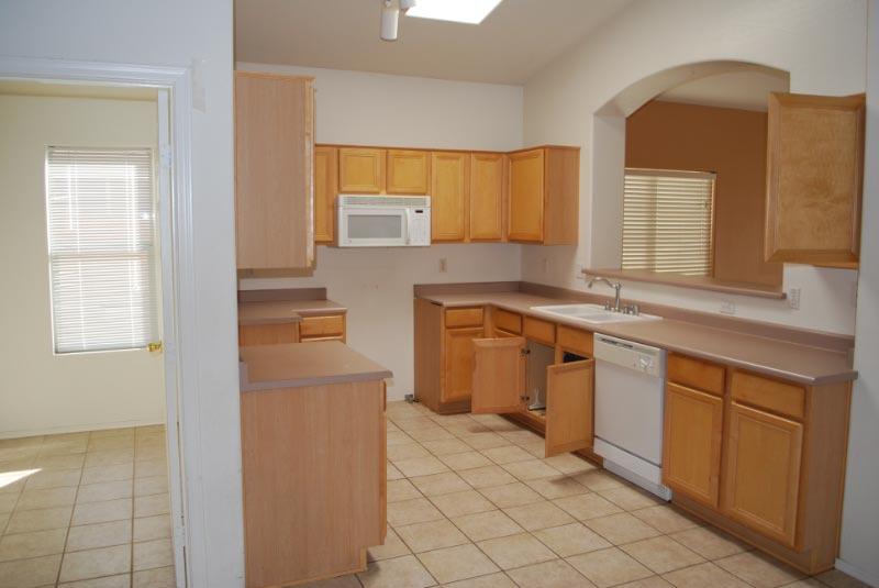 10929 West Granada Road Avondale, AZ 85392 - Photo 3 of 6 g