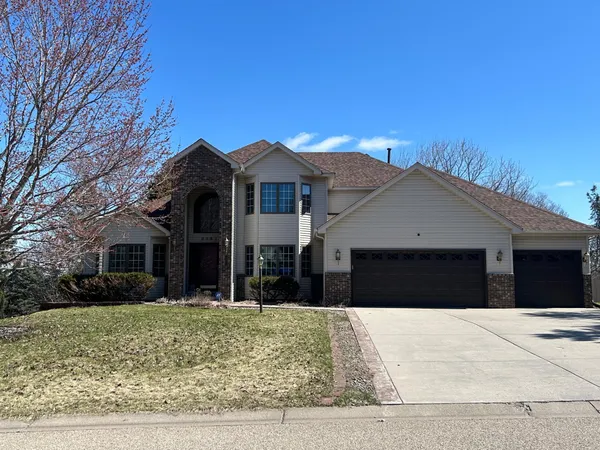 $494,000 | 8362 Emerald Lane, Woodbury, MN 55125