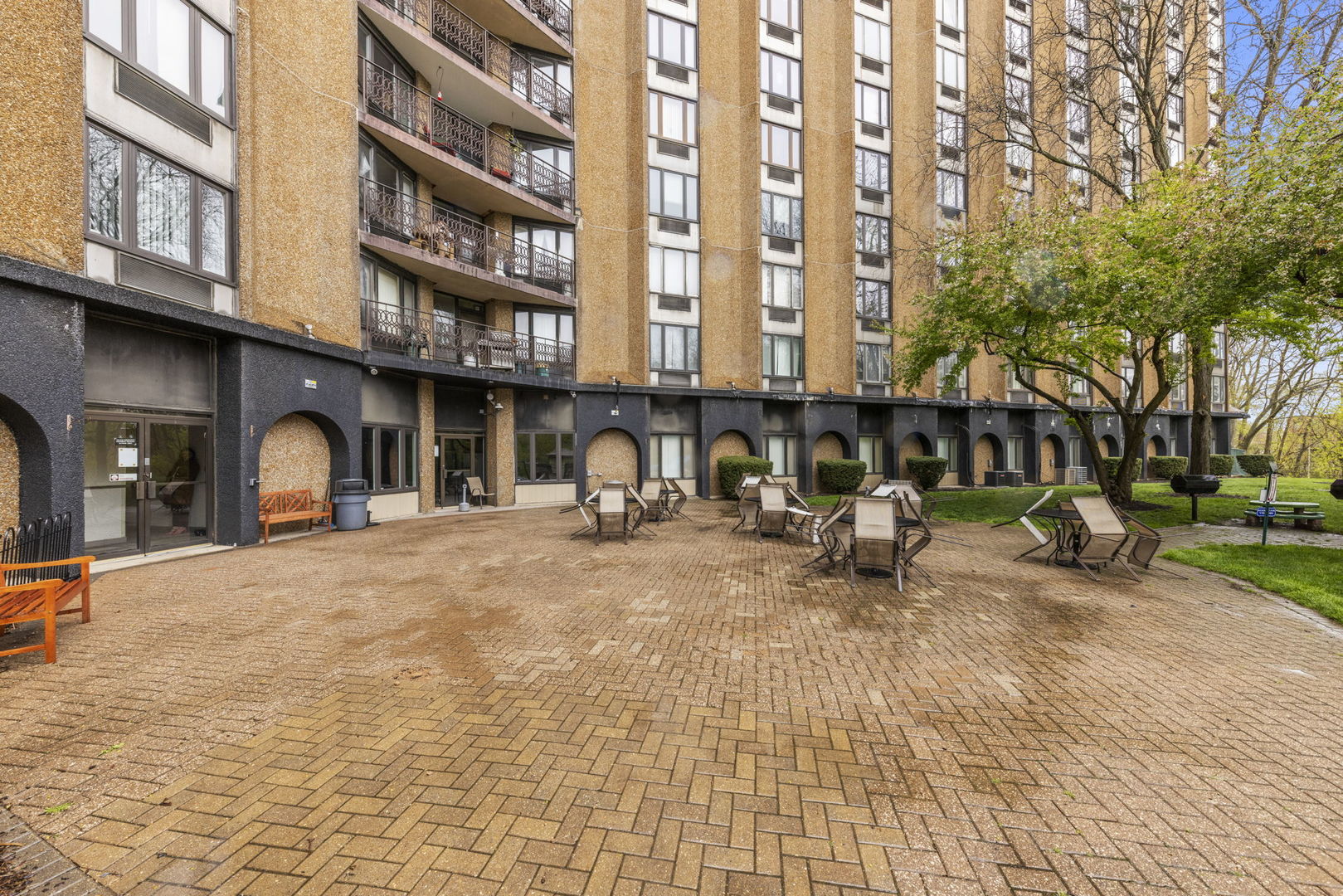 1 Renaissance Place, Unit PH2 Palatine, IL 60067 - Photo 23 of 23