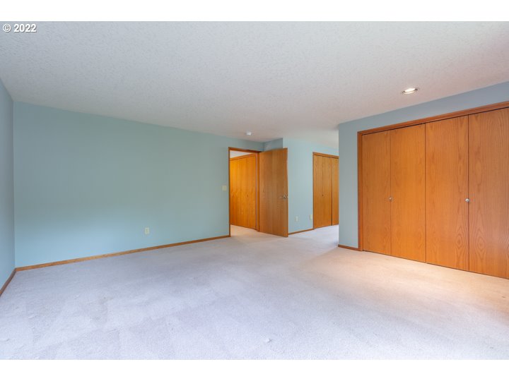 15917 Northeast Union Road, Unit 29 Ridgefield, WA 98642 - Photo 24 of 31 a view of an empty room with a window