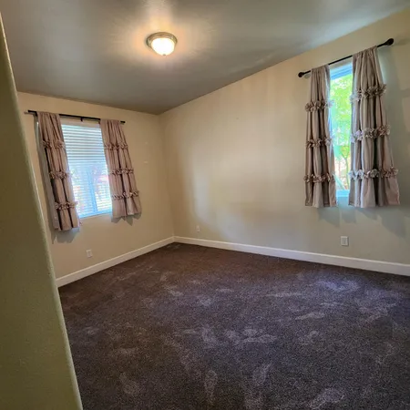 $695,950 | 4479 North Emerald Peak Drive, Clovis, CA 93619