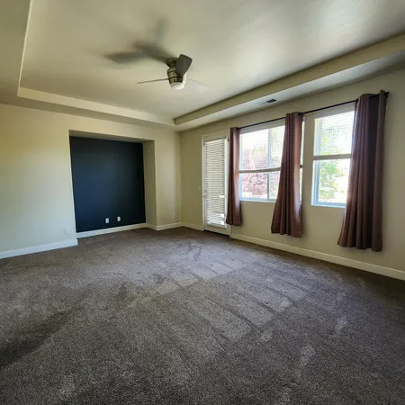 $695,950 | 4479 North Emerald Peak Drive, Clovis, CA 93619