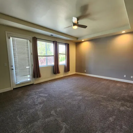 $695,950 | 4479 North Emerald Peak Drive, Clovis, CA 93619