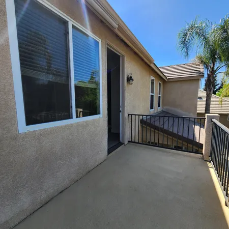 $695,950 | 4479 North Emerald Peak Drive, Clovis, CA 93619