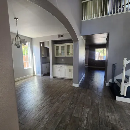$695,950 | 4479 North Emerald Peak Drive, Clovis, CA 93619