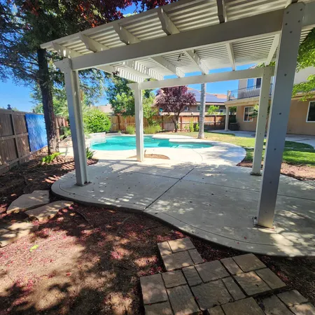 $695,950 | 4479 North Emerald Peak Drive, Clovis, CA 93619
