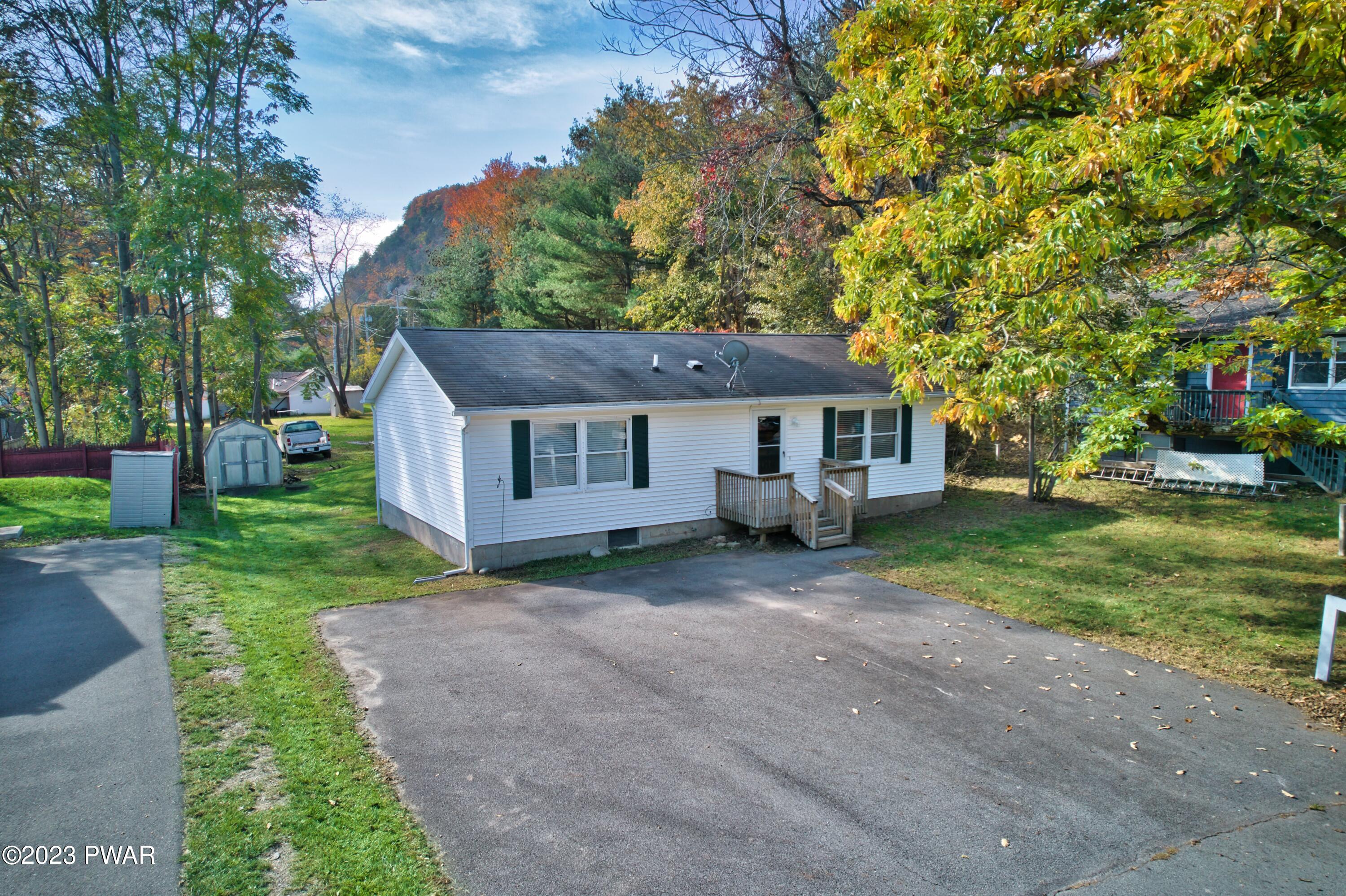 503 9th Street Matamoras, PA 18336 - Photo 26 of 28