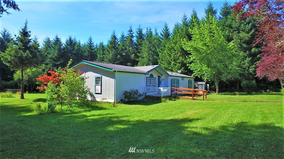 120 Bowers Road Chehalis, WA 98532 - Photo 28 of 31 a house view with a sitting space and garden