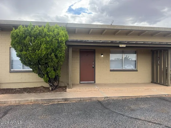 $950 | 1800 East Fry Boulevard, Unit 17, Sierra Vista, AZ 85635