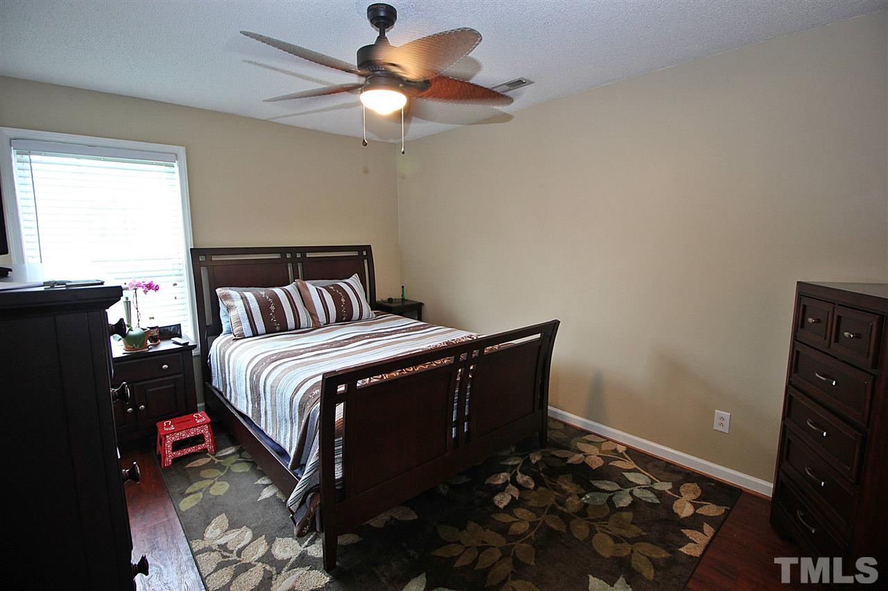 9035 Shallcross Way Raleigh, NC 27617 - Photo 14 of 20 Gallery Image 14