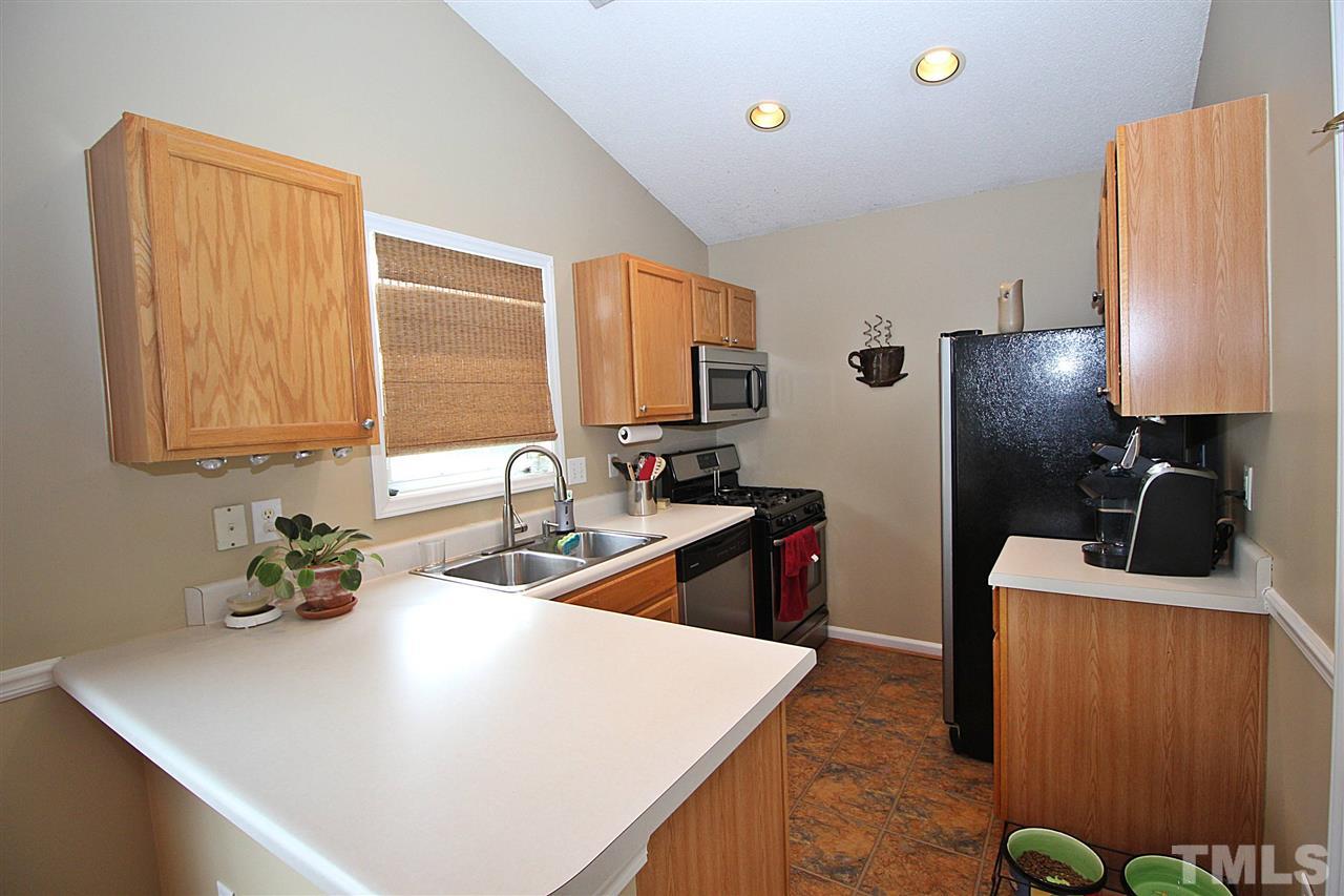 9035 Shallcross Way Raleigh, NC 27617 - Photo 10 of 20 Gallery Image 10
