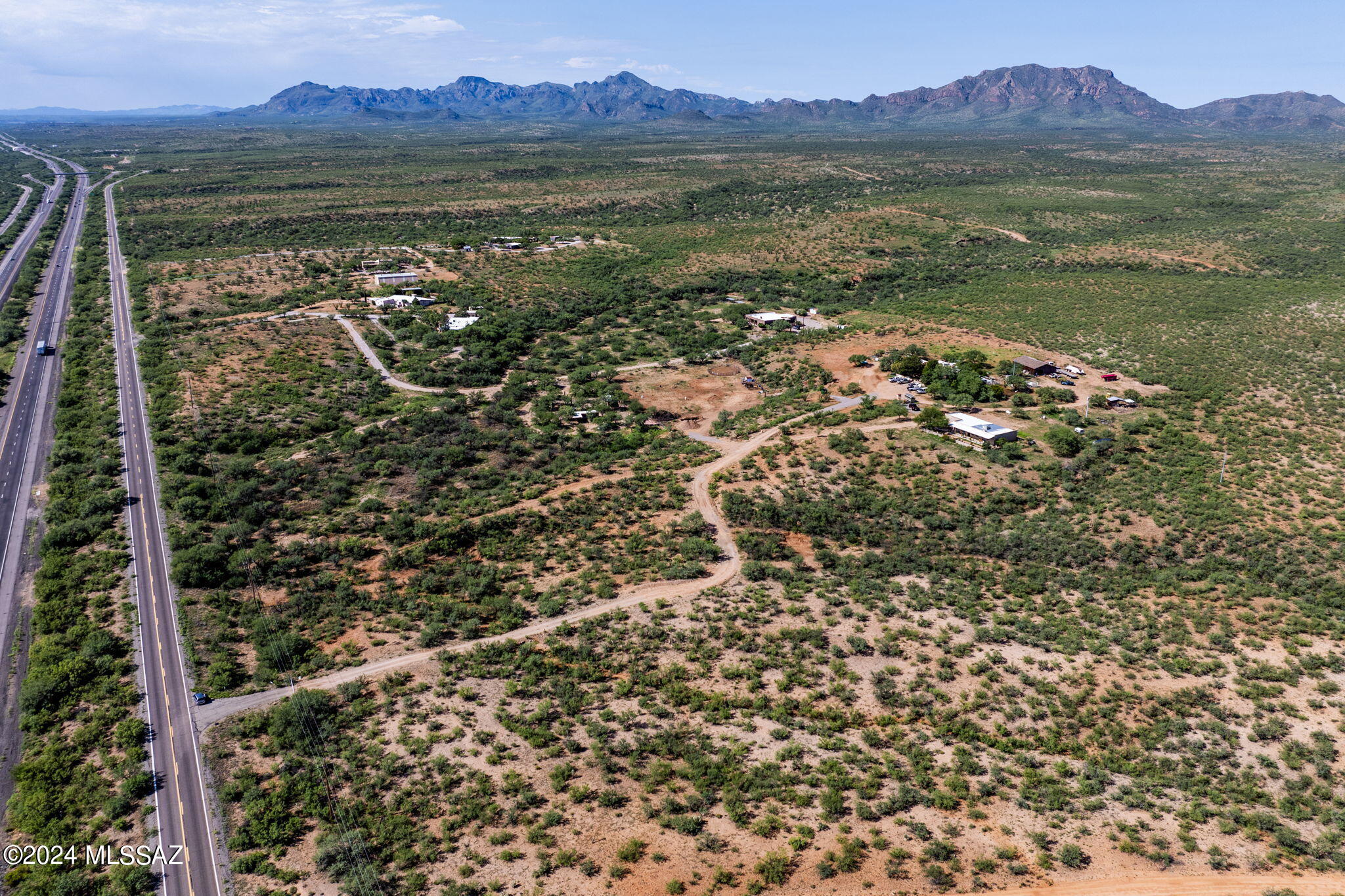 2776 West Frontage Road Amado, AZ 85645 - Photo 6 of 31