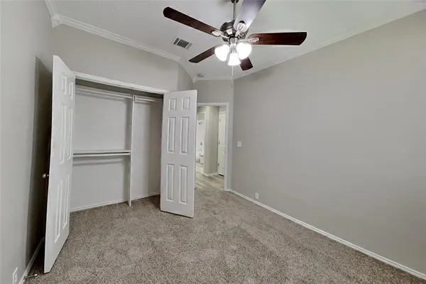 $2,425 | 2525 Greenhaven Drive, Burleson, TX 76028