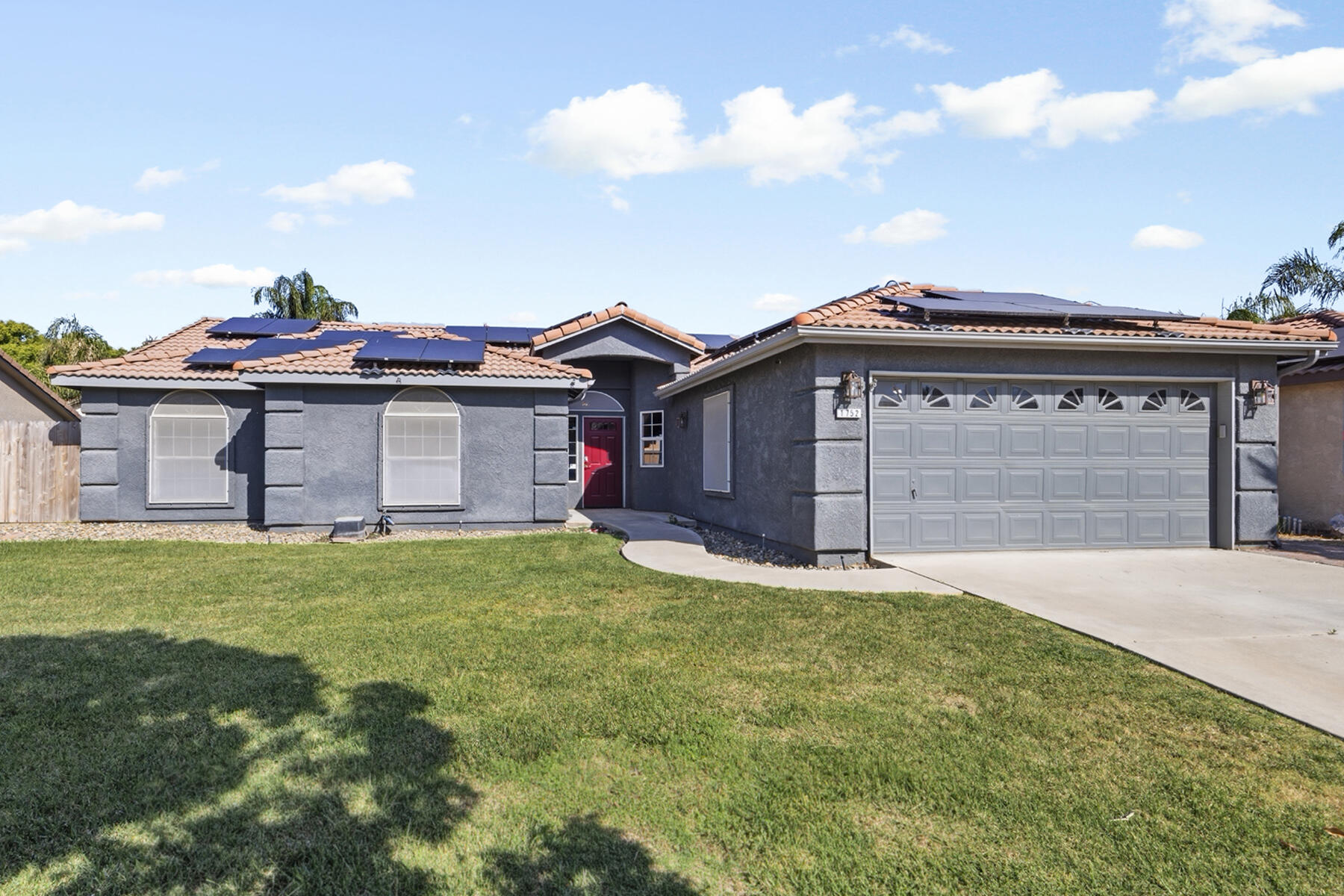 1752 Modoc Avenue Tulare, CA 93274 - Photo 1 of 45 01 - Front of Property