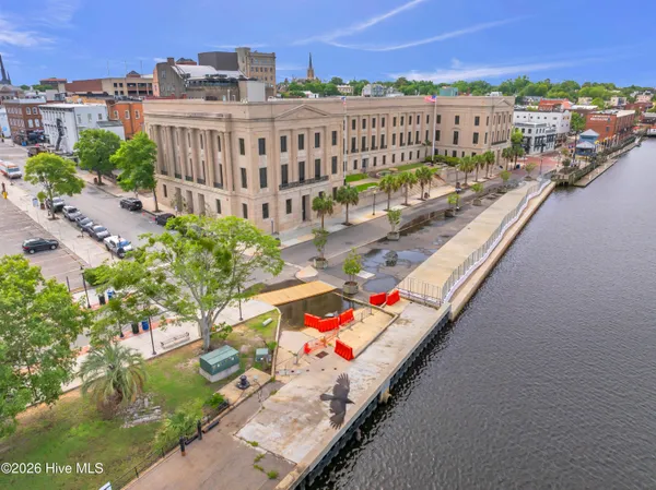 $335,000 | 21 North Front Street, Unit 2E2, Wilmington, NC 28401