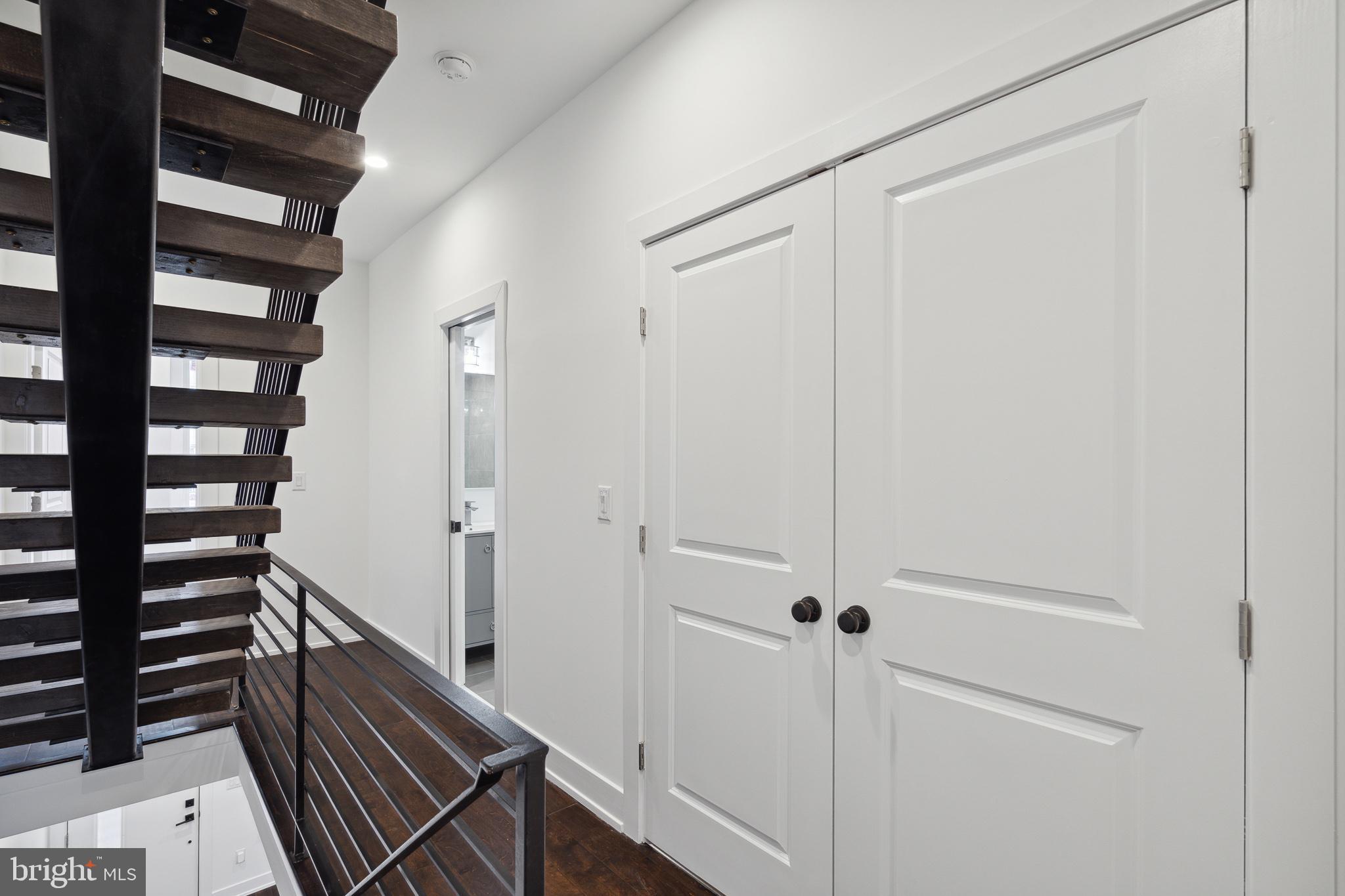 2113 North 5th Street Philadelphia, PA 19122 - Photo 12 of 26 2nd Floor Hallway