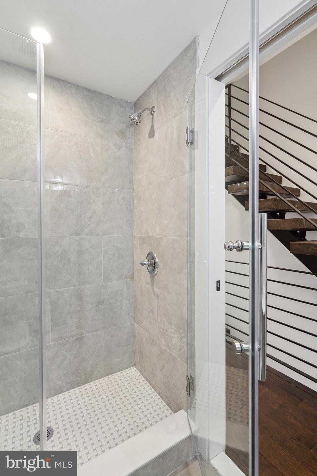 2113 North 5th Street Philadelphia, PA 19122 - Photo 14 of 26 2nd Floor Bathroom (2)