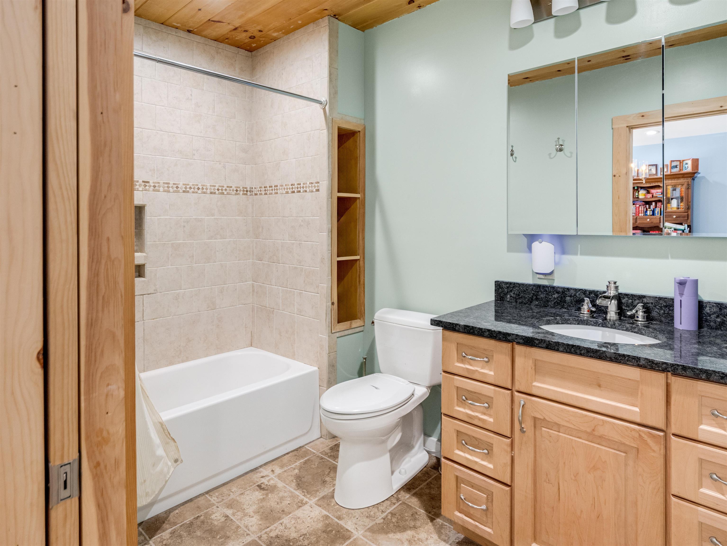 5610 Vt Route 4 Rutland, VT 05701 - Photo 27 of 40