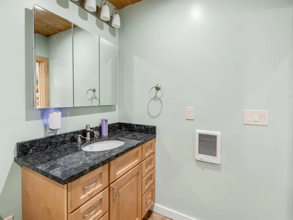 $699,000 | 5610 Vt Route 4, Rutland, VT 05701