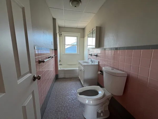 $900,000 | 771 Globe Street, Fall River, MA 02724
