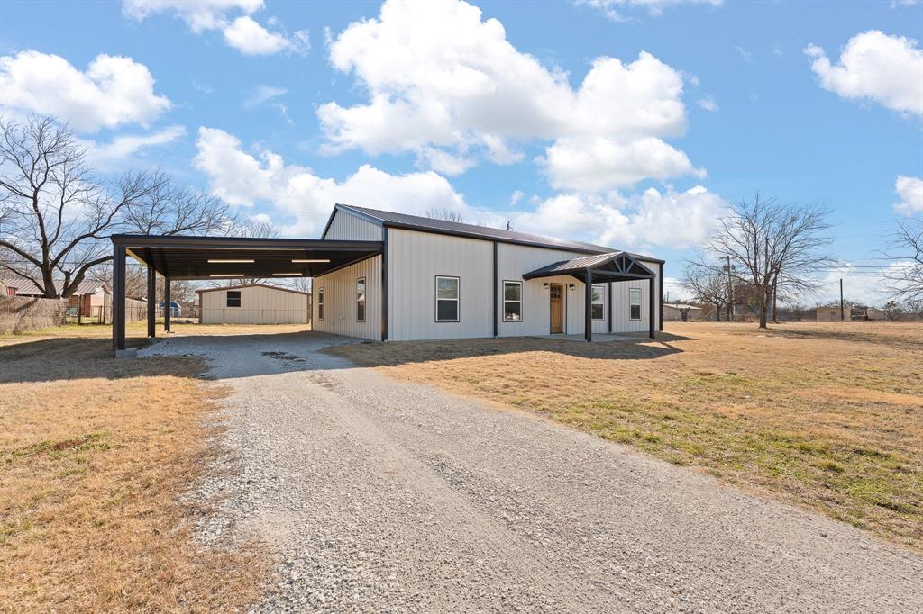 118 Noelle Road Whitney, TX 76692 - Photo 1 of 17