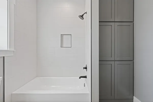 $285,000 | 118 Noelle Road, Whitney, TX 76692