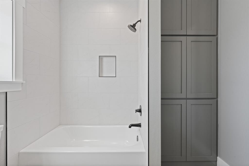 118 Noelle Road Whitney, TX 76692 - Photo 13 of 17