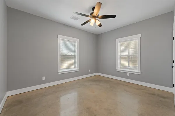 $285,000 | 118 Noelle Road, Whitney, TX 76692