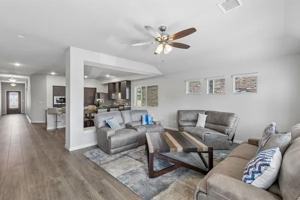 $399,000 | 1105 Mapleton Drive, Anna, TX 75409