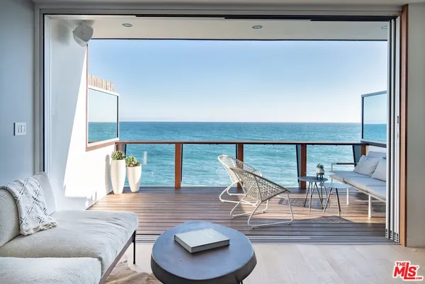 $1,650,000 | 20638 Pacific Coast Highway, Unit 10, Malibu, CA 90265