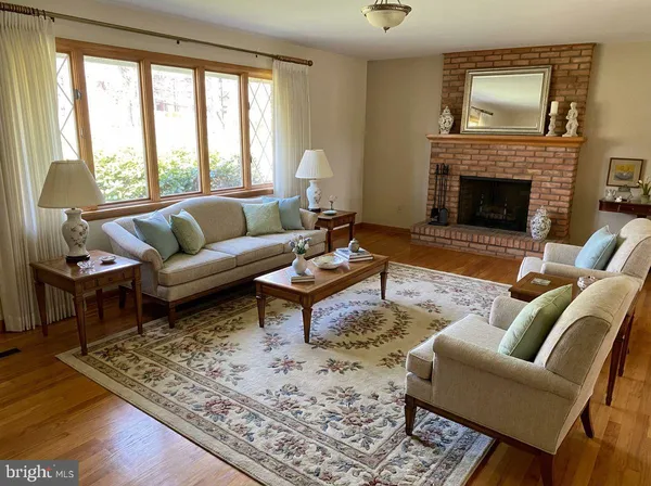 $339,900 | 54 Hawthorne Drive, Frostburg, MD 21532