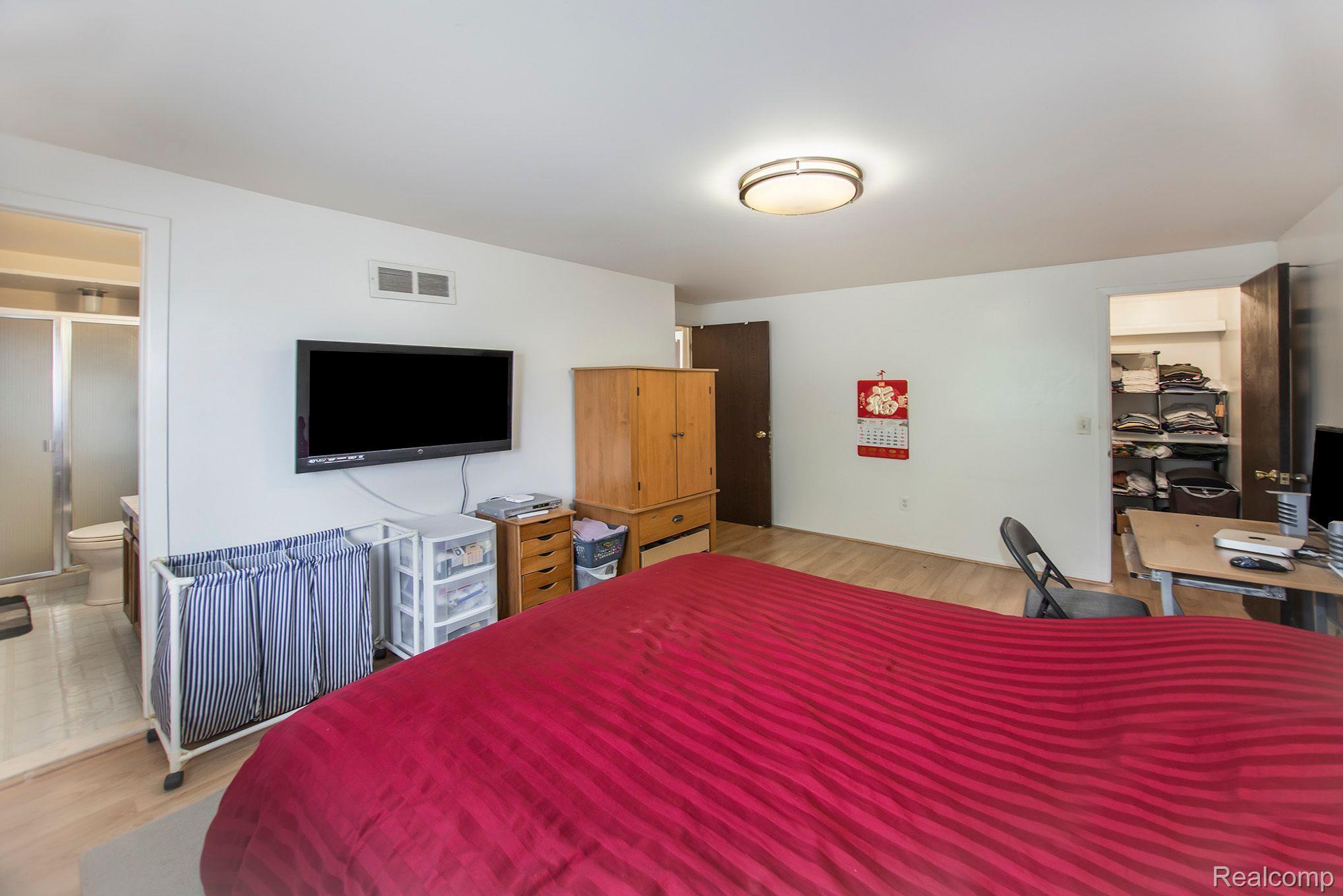 1635 Dennett Lane Rochester, MI 48307 - Photo 13 of 19 Gallery Image 13