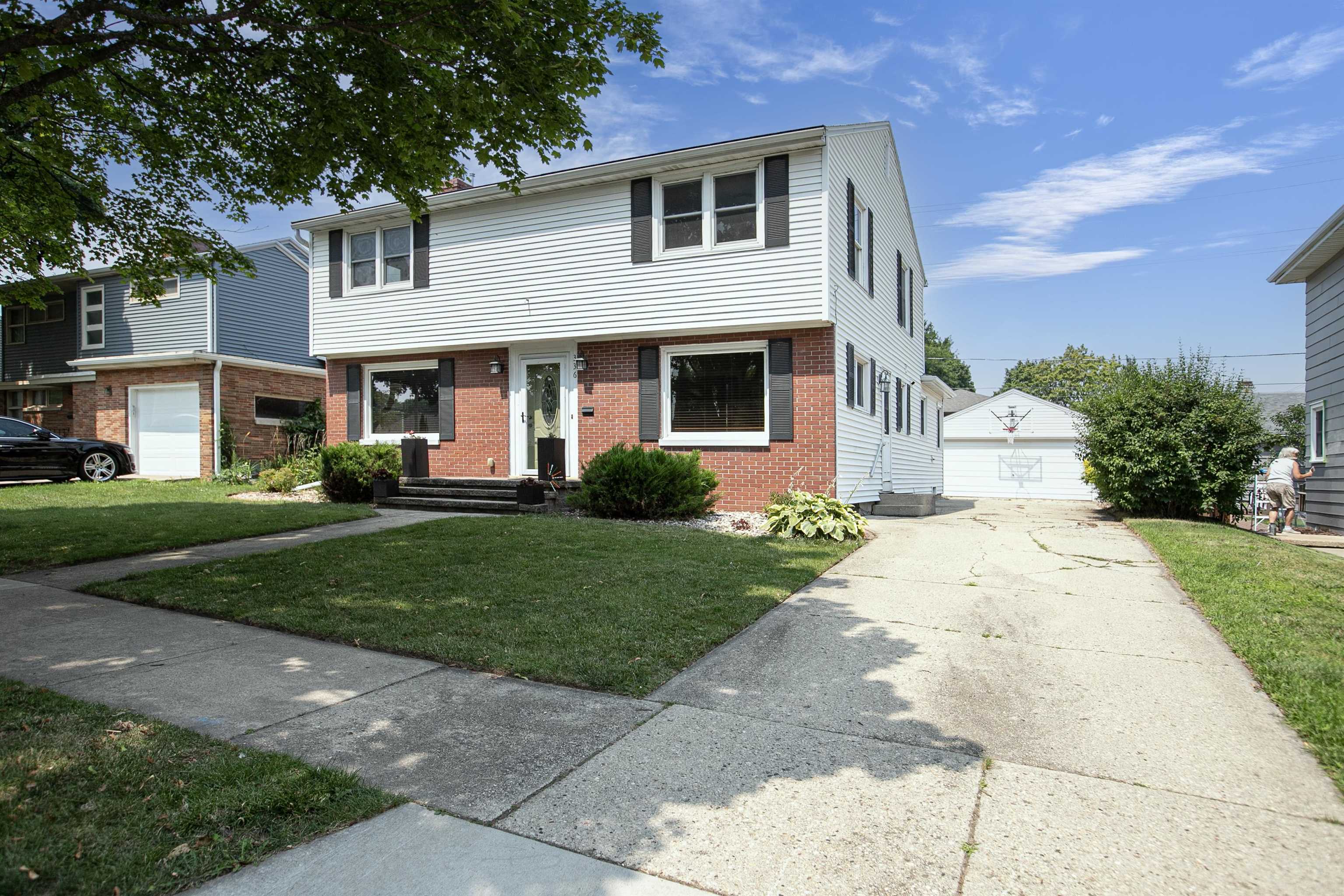 336 East Pershing Street Appleton, WI 54911 - Photo 1 of 1 Gallery Image 1
