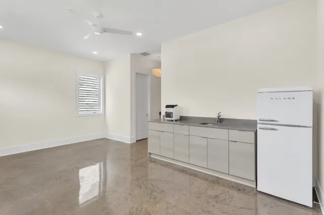 $3,800 | 2430 Batavia Street, Nashville, TN 37208