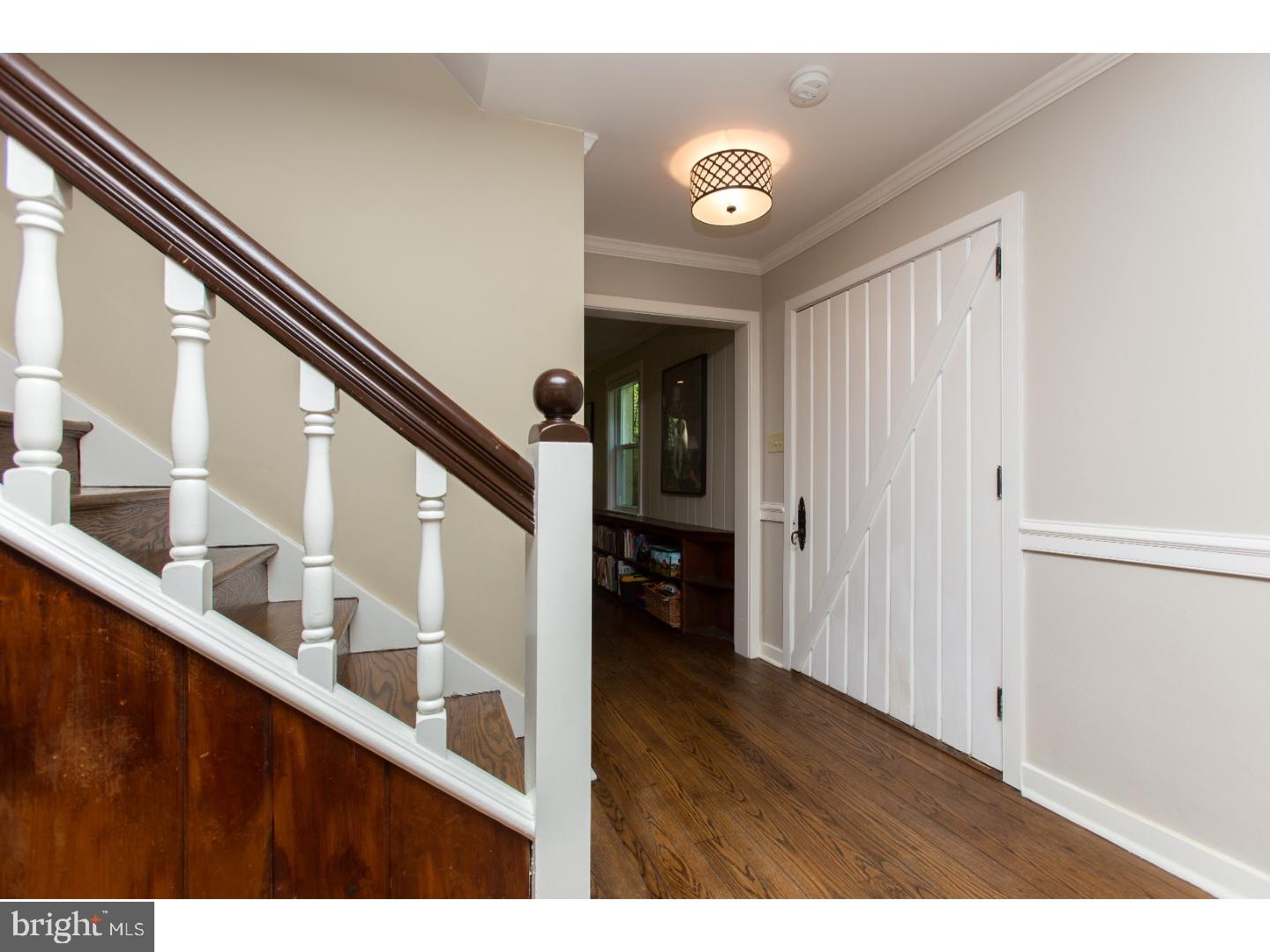 714 Beechwood Road Media, PA 19063 - Photo 4 of 25 Foyer