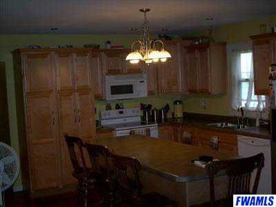 421 Stratton Way Decatur, IN 46733 - Photo 4 of 10