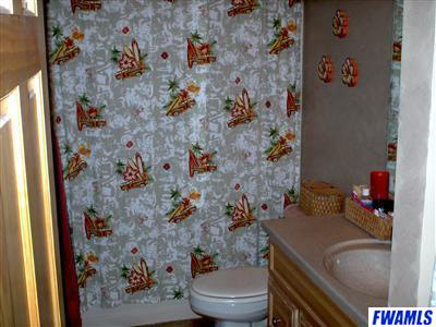 421 Stratton Way Decatur, IN 46733 - Photo 9 of 10