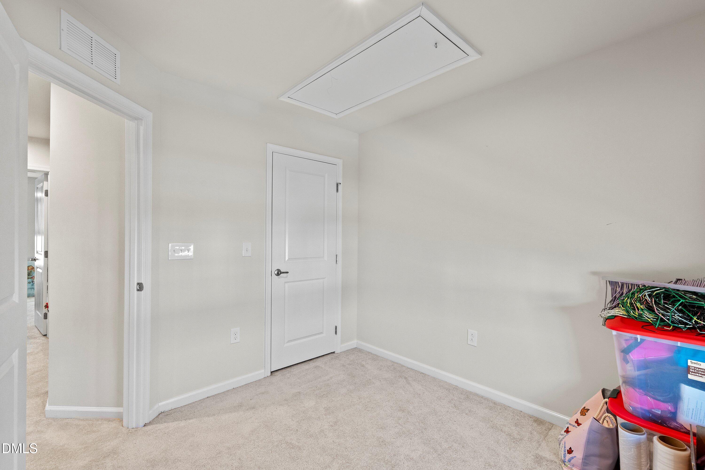 6430 Pathfinder Way Raleigh, NC 27616 - Photo 29 of 39 Gallery Image 29