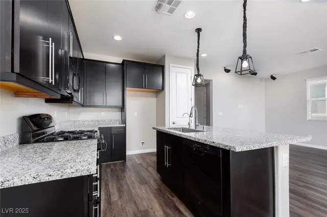 $500,000 | 10064 Silver Comet Court, Las Vegas, NV 89178