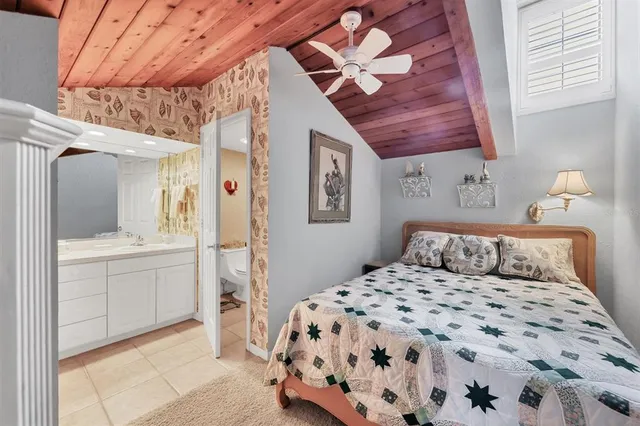 $794,999 | 5270 Gulf Of Mexico Drive, Unit 508, Longboat Key, FL 34228