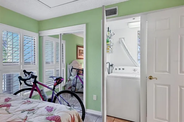 $794,999 | 5270 Gulf Of Mexico Drive, Unit 508, Longboat Key, FL 34228