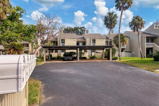 $794,999 | 5270 Gulf Of Mexico Drive, Unit 508, Longboat Key, FL 34228