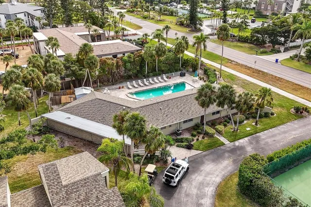 $794,999 | 5270 Gulf Of Mexico Drive, Unit 508, Longboat Key, FL 34228