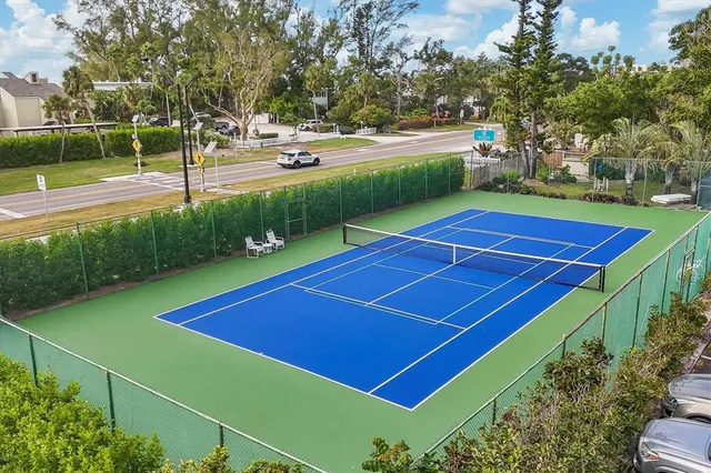 $794,999 | 5270 Gulf Of Mexico Drive, Unit 508, Longboat Key, FL 34228