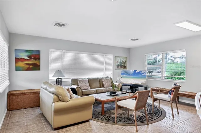 $794,999 | 5270 Gulf Of Mexico Drive, Unit 508, Longboat Key, FL 34228