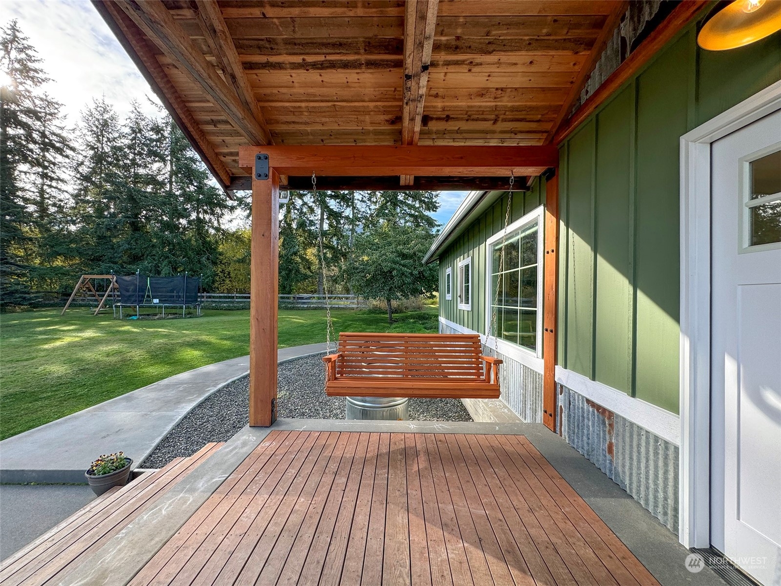 2502 Monroe Road Port Angeles, WA 98362 - Photo 5 of 40 Gallery Image 5